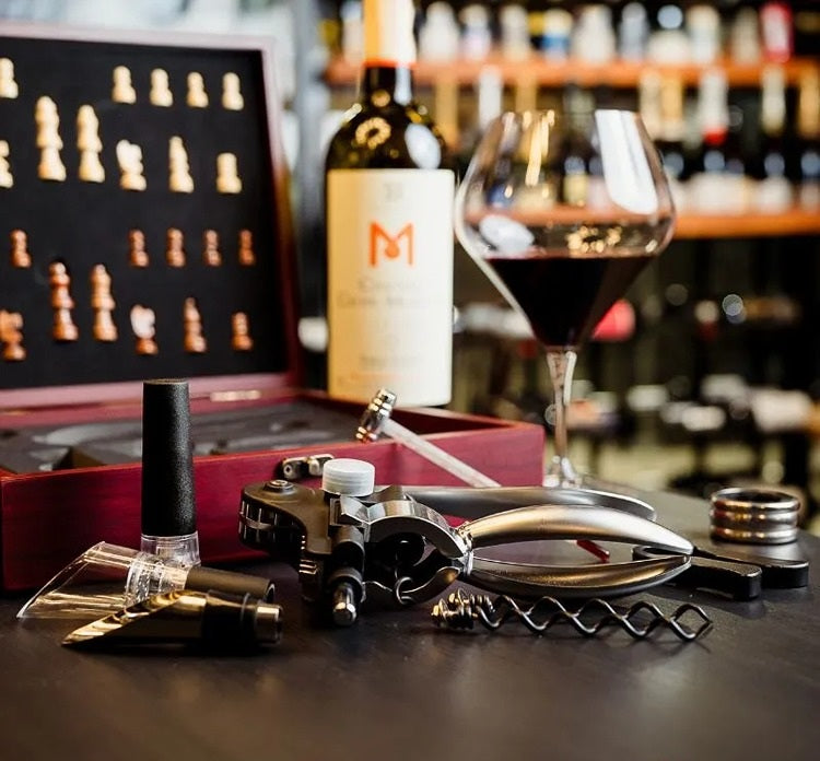 Cutie Sah cu Accesorii Sticla Vin Deluxe - Varivo