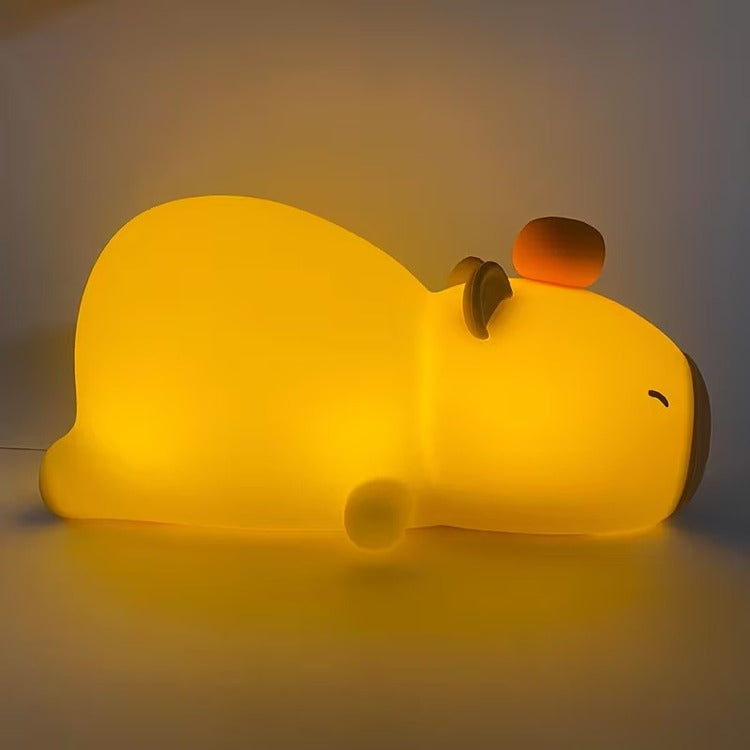 Lampa de Noapte Capybara din Silicon, Reincarcabila USB, Multicolora, 15x7cm