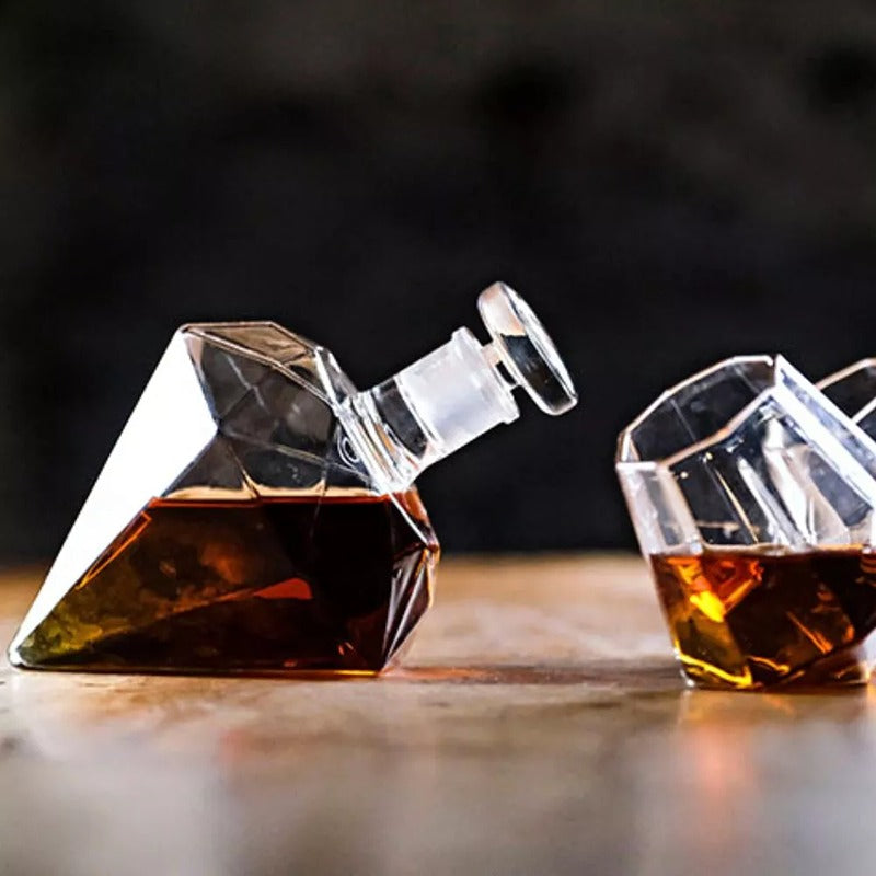 Set Cadou Decantor Sticla Diamant, 2 Pahare - Varivo