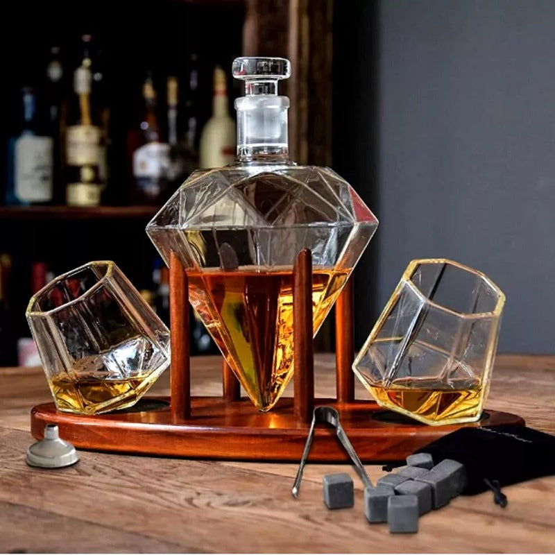 Set Cadou Decantor Sticla Diamant, 2 Pahare - Varivo
